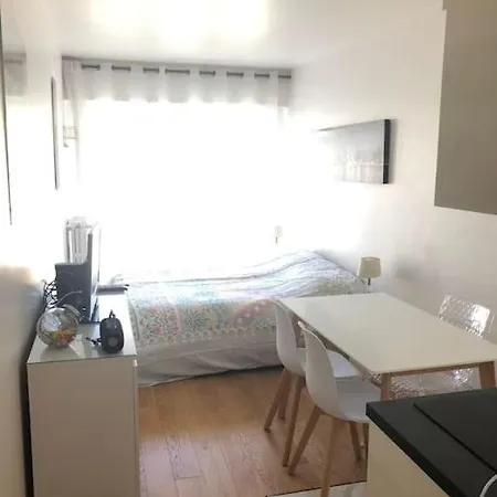 Nice Flat St Germain En Laye Centre 30 Minutes To Paris Saint-Germain-en-Laye Exterior foto