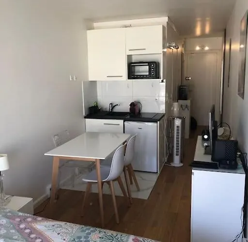 Nice Flat St Germain En Laye Centre 30 Minutes To Paris