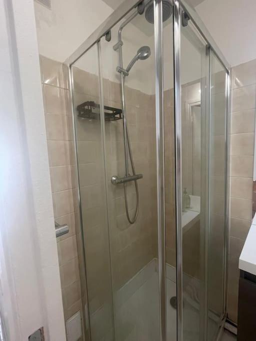 Flat St Germain En Laye Centre 30 Minutes To Paris Saint-Germain-en-Laye